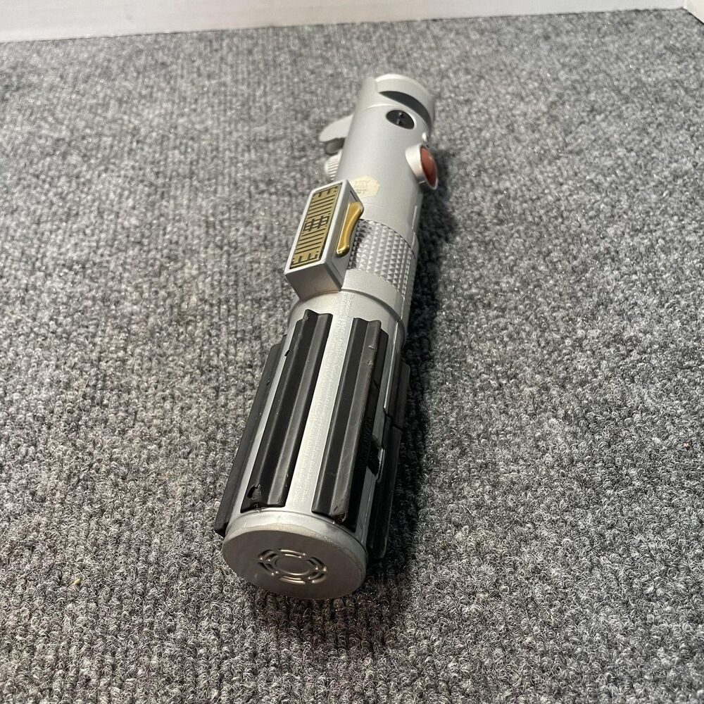 Disney Star Wars Lightsaber Hilt Luke Skywalker Blue LED Sound Effects Toy Saber